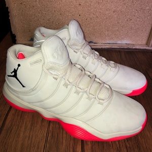 SOLD ON ANOTHER PLATFORM